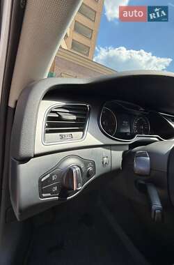Универсал Audi A4 2013 в 