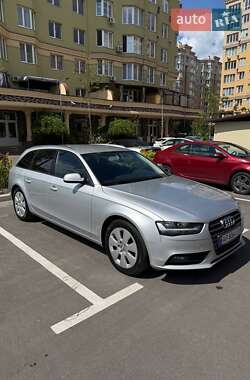 Универсал Audi A4 2013 в 