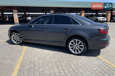 Седан Audi A4 2018 в 