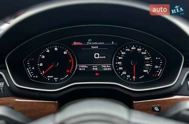Седан Audi A4 2020 в 