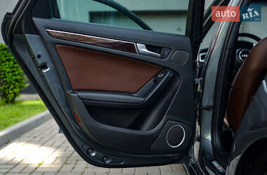 Седан Audi A4 2015 в 