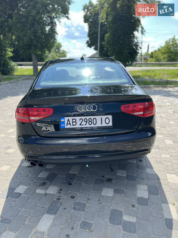 Седан Audi A4 2013 в Тульчине