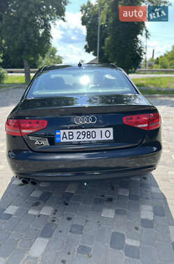 Седан Audi A4 2013 в 