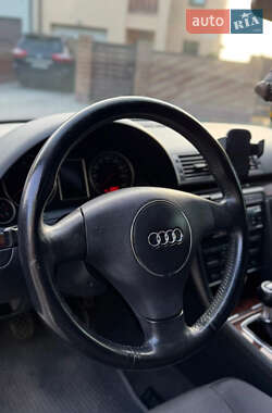 Седан Audi A4 2003 в 