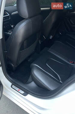 Седан Audi A4 2015 в 