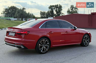 Седан Audi A4 2020 в 