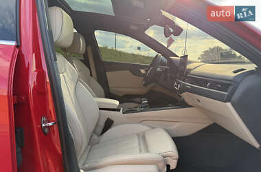 Седан Audi A4 2020 в 