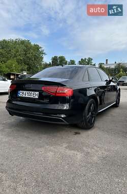 Седан Audi A4 2015 в 