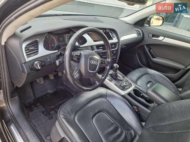 Универсал Audi A4 2009 в Нововолынске