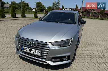 Седан Audi A4 2018 в 