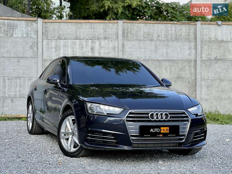 Седан Audi A4 2016 в 