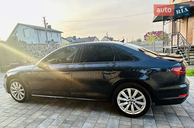 Седан Audi A4 2018 в 