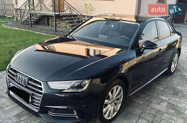 Седан Audi A4 2018 в 