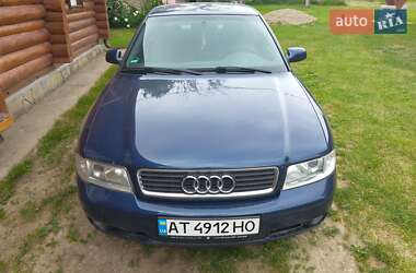 Седан Audi A4 1999 в Надворной