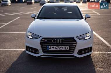 Седан Audi A4 2017 в Житомире
