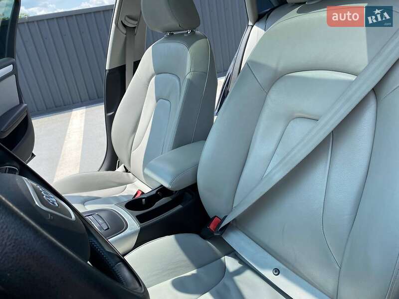 Седан Audi A4 2013 в Киеве