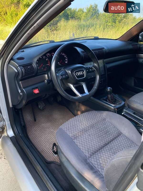 Седан Audi A4 1999 в Ивано-Франковске