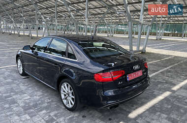 Седан Audi A4 2014 в 