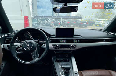 Седан Audi A4 2017 в 