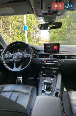 Седан Audi A4 2019 в 