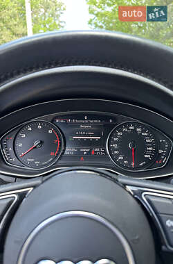 Седан Audi A4 2019 в 