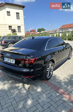 Седан Audi A4 2017 в 