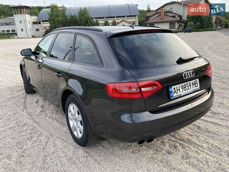 Універсал Audi A4 2013 в Дніпрі