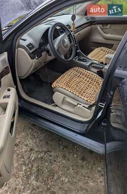 Седан Audi A4 2001 в 