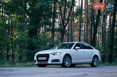Седан Audi A4 2016 в 