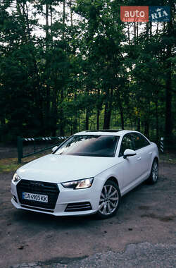 Седан Audi A4 2016 в 