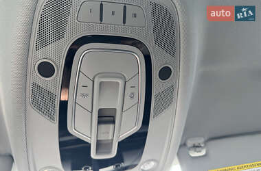 Седан Audi A4 2016 в 