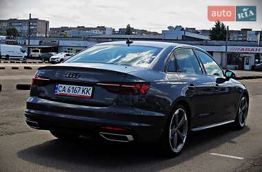 Седан Audi A4 2021 в 