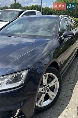 Универсал Audi A4 2017 в 