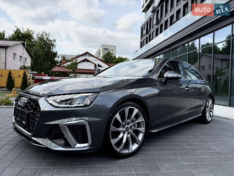 Седан Audi A4 2021 в Львові