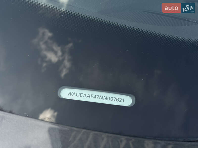 Седан Audi A4 2021 в Львові