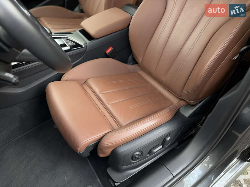 Седан Audi A4 2021 в Львові