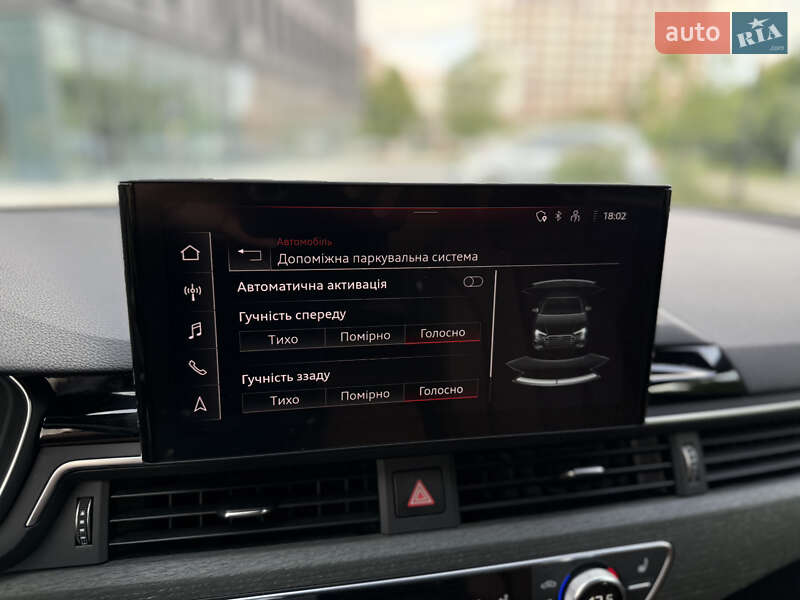 Седан Audi A4 2021 в Львові