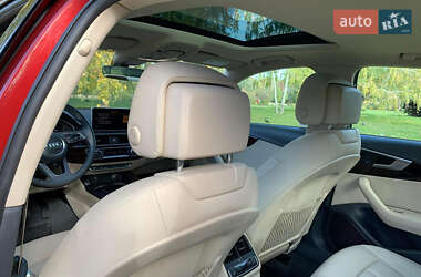 Седан Audi A4 2017 в 