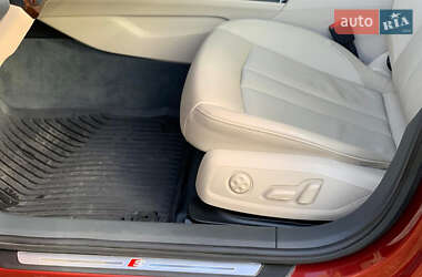 Седан Audi A4 2017 в 