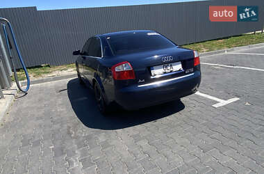 Седан Audi A4 2003 в 