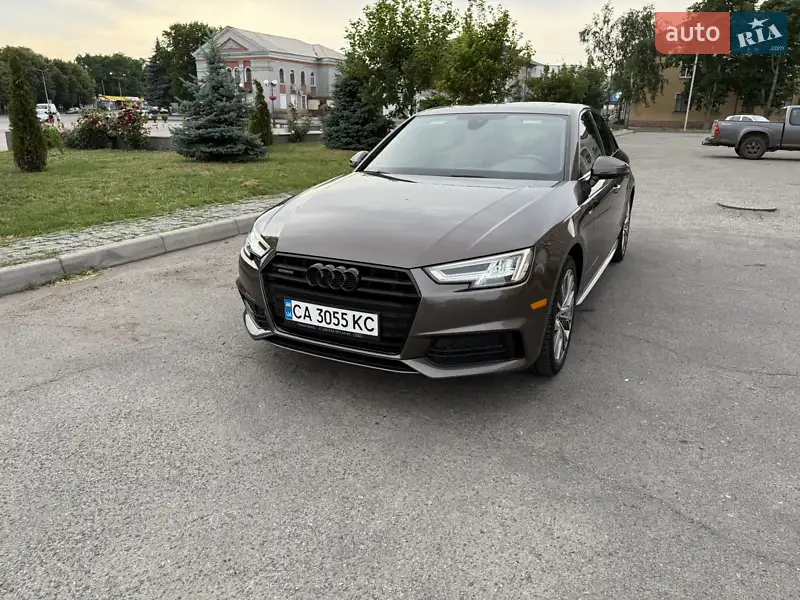Audi A4 2016 VIN WAUENAF4XHN027158 фото оголошення 4 з 72