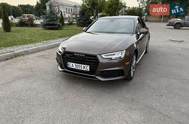 Седан Audi A4 2016 в 