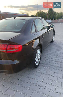 Седан Audi A4 2013 в 