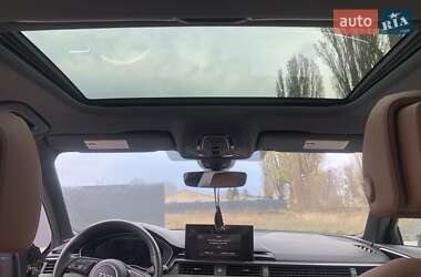 Седан Audi A4 2022 в 