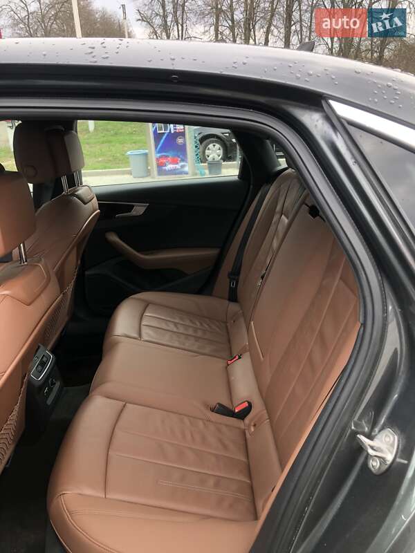 Седан Audi A4 2022 в Киеве