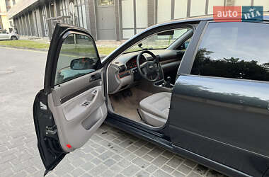 Седан Audi A4 1998 в 