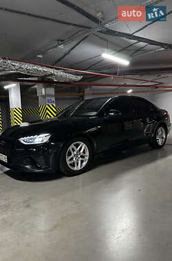 Седан Audi A4 2022 в Миколаєві