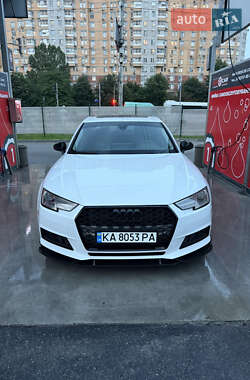 Седан Audi A4 2016 в Киеве