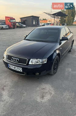 Седан Audi A4 2003 в Ровно