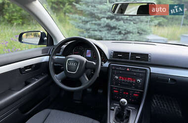 Седан Audi A4 2006 в 
